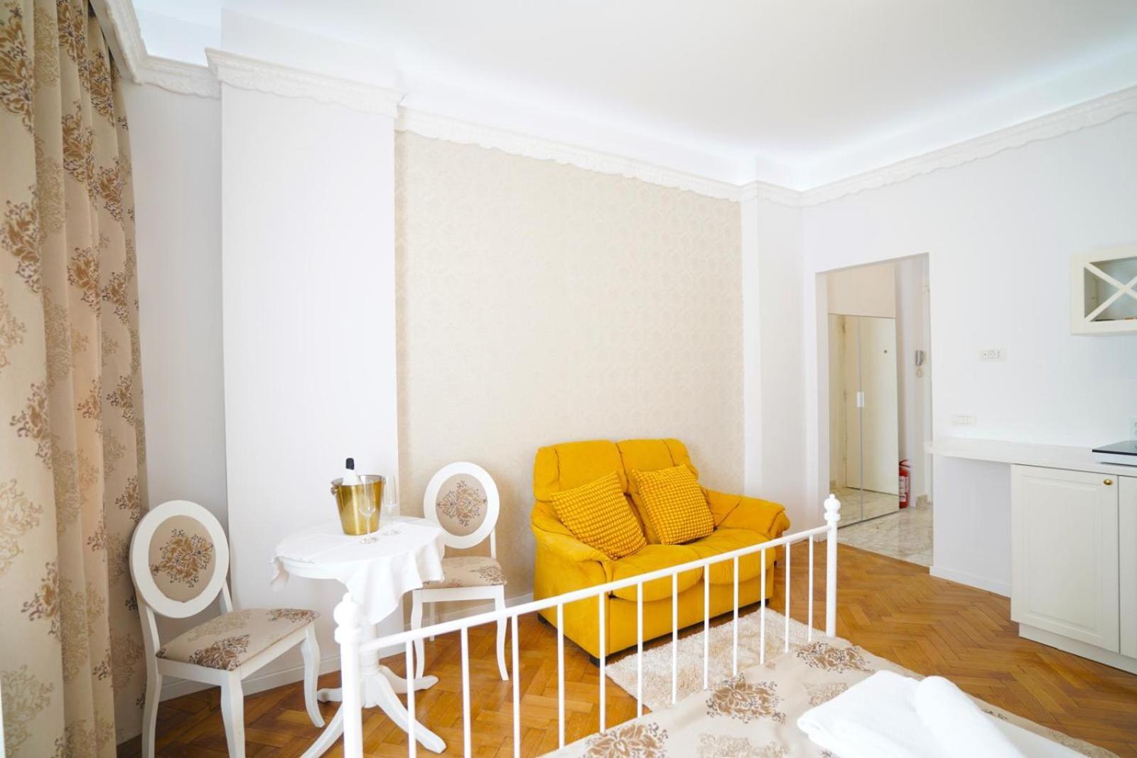 Elegant - Square Appartamento Bucarest